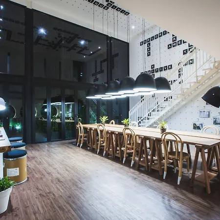 Blu Monkey Hub And Hotel Phuket Town- Free All Day Coworking Space-2