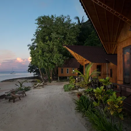 The Cove Phi Phi-3