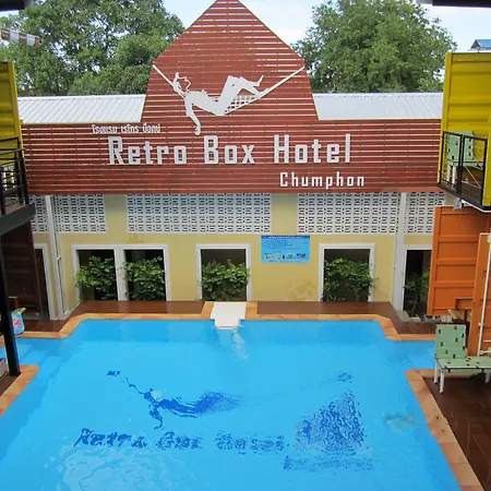 Retro Box Hotel Chumphon-3