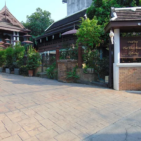 Pha Thai House-3