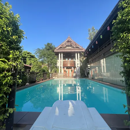 Pha Thai House-2