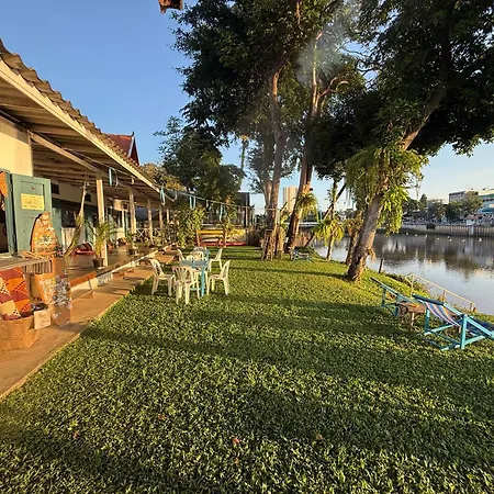 Ban Narai River Guesthouse-2