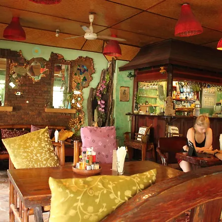 Shanti Lodge Bangkok-2