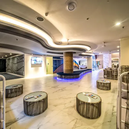 Hotel Clover Patong Phuket-2