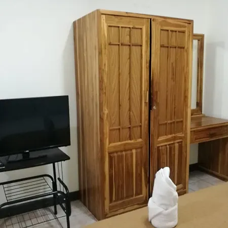 Soi 5 Apartment-2