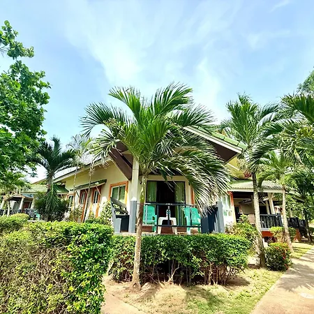 Lanta Palm Beach Resort , Beach Bungalow - Koh Lanta-2