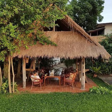 Mut Mee Garden Guest House-2