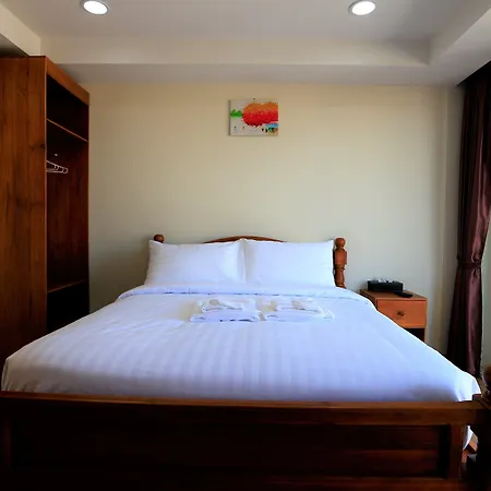Royale 8 Ville Guest House-2