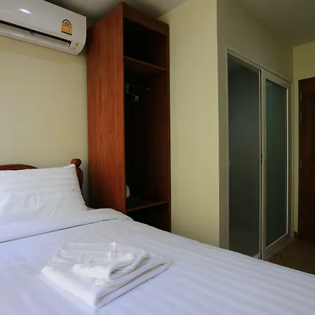 Royale 8 Ville Guest House-3