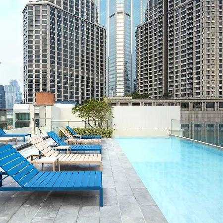 The Quarter Ploenchit By Uhg-2