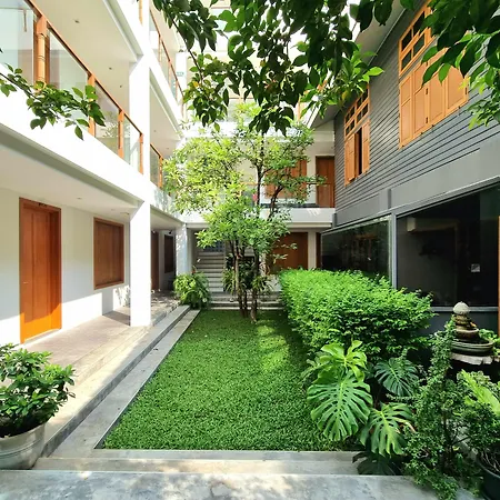 Vali Villa Bangkok-2
