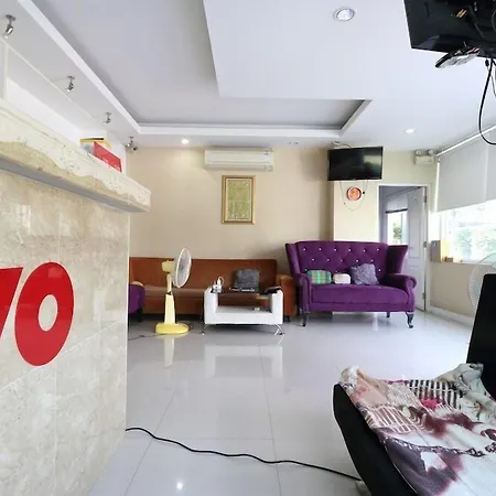 Oyo 75389 Pandora House-3