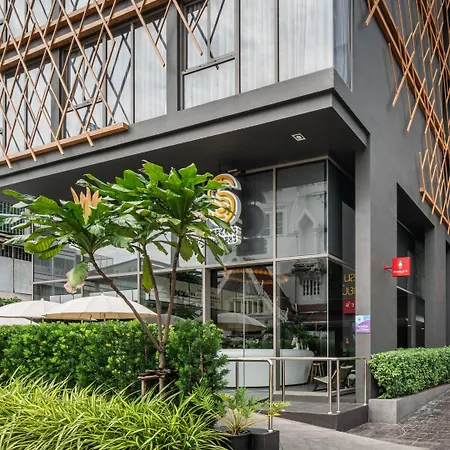 Seekers Finders Rama IV Hotel Surestay Collection By BW-2