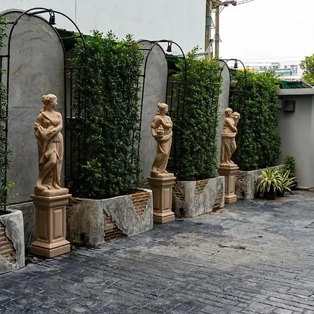 J Place Hotel-3