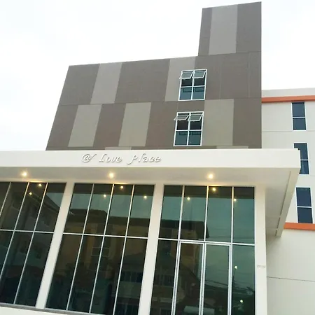 Sixty Star Love Place Hotel-2