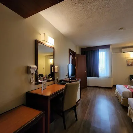Hatyai Golden Crown Hotel-2