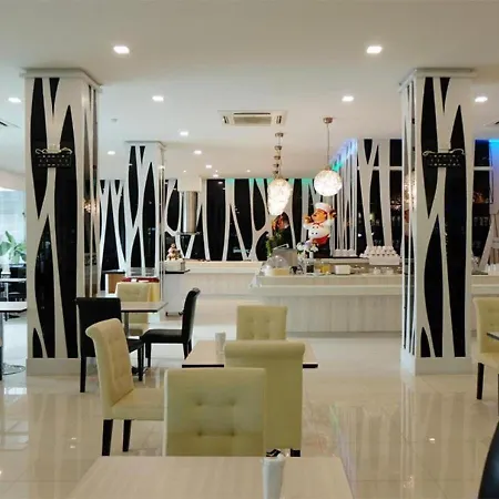 Grand Hill Resort And Spa-3