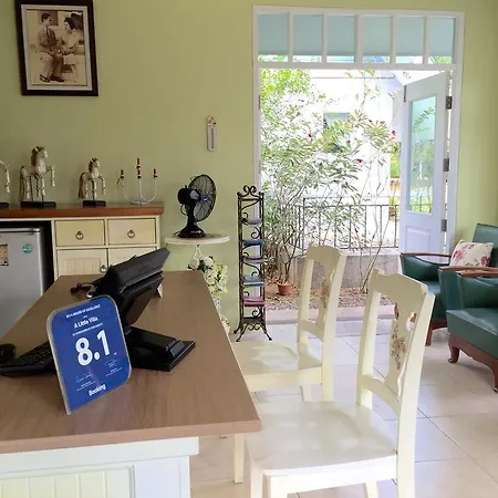 A Little Villa-2