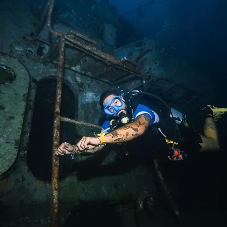 Dpm Koh Tao Diving Hotel & Bar-2