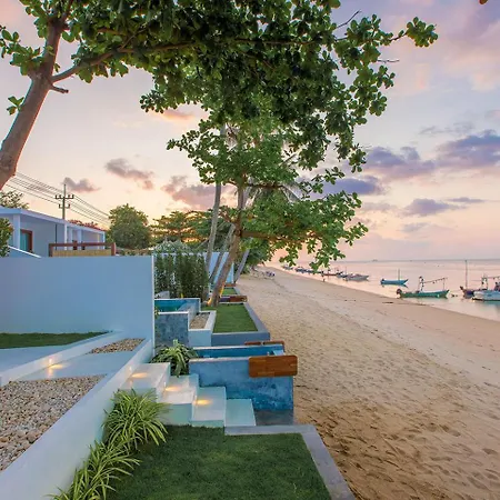 White Whale Beachfront Pool Villa-3