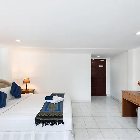 Bevans Place Karon-2