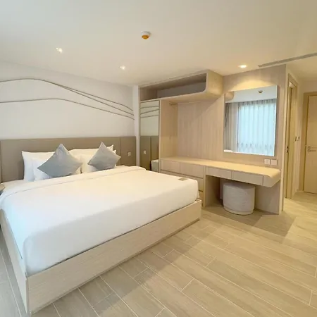 Wyndham Garden Naithon Phuket-2