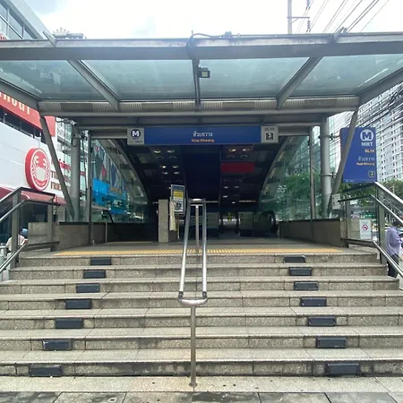 Luck Hotel Huai Khwang Mrt Ratchada-2