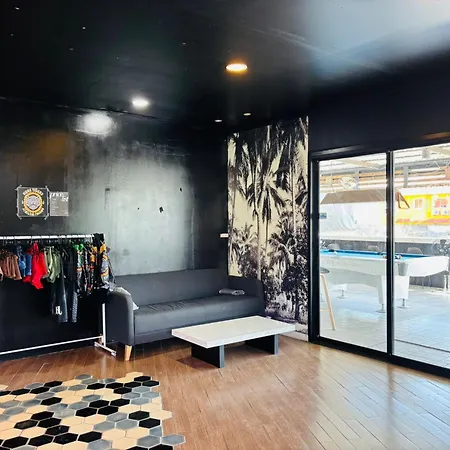 1715 House - White Rhino-2