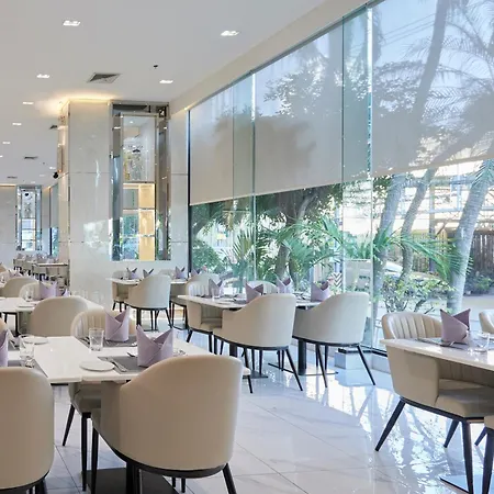 The Four Wings Hotel Bangkok-3