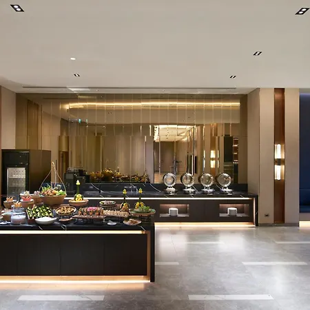 Amari Bangkok-2