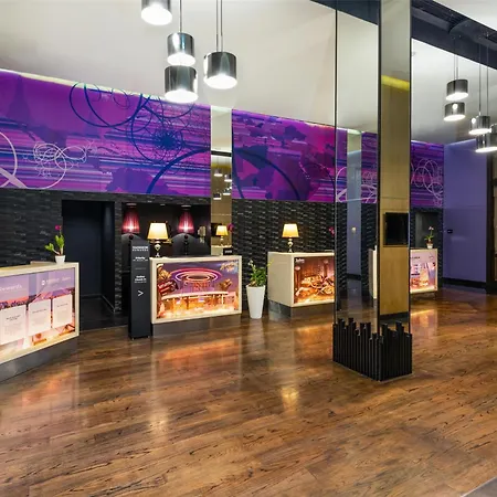Radisson Suites Bangkok Sukhumvit-2