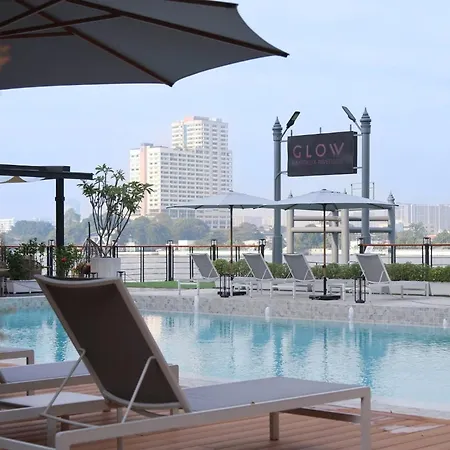 Tara Bangkok Riverside-2