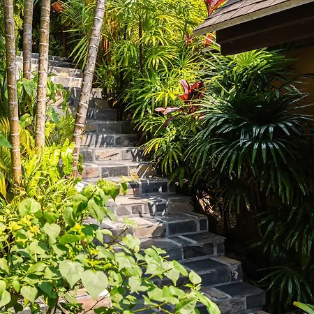 Beyond The Blue Horizon Boutique Bungalows-2