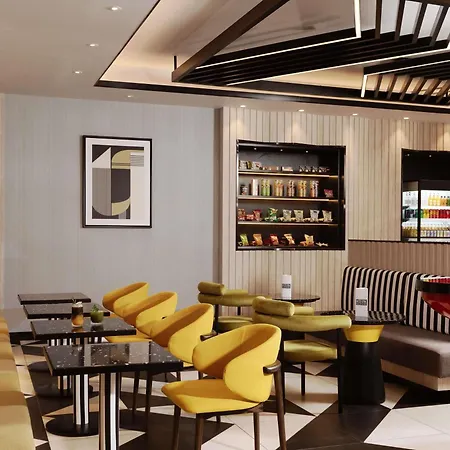 Tribe Living Bangkok Sukhumvit 39 By Accorhotels-3