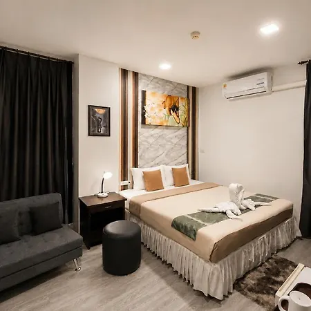 The Nice Patong Hotel-3