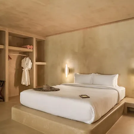 Cafe Del Mar Phuket - Suite & Penthouse-2
