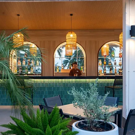 Kantary Beach Hotel Villas & Suites-2