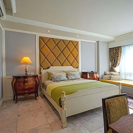 At Pingnakorn Riverside Hotel-3