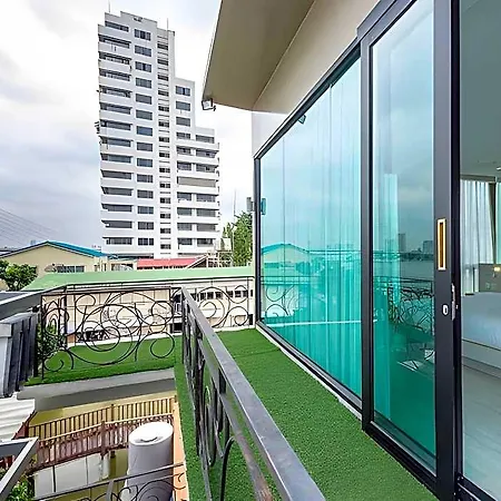 V Varee Bangkok-3
