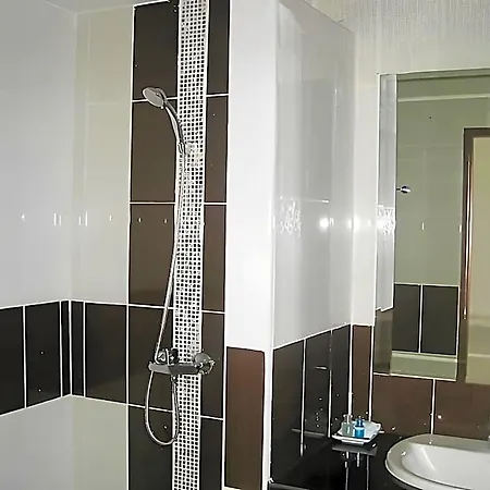 Orange Grand Hotel-2