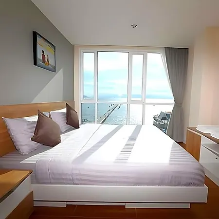Bbg Seaside Luxurious Service Apartment-3