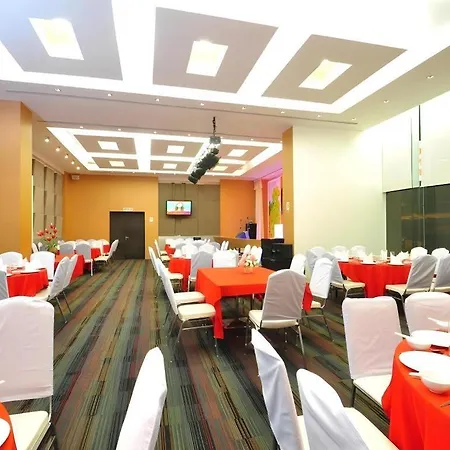 Mayflower Grande Hotel-3