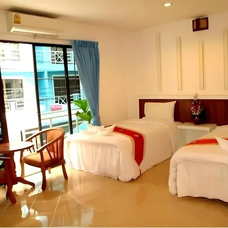 Triple Rund Place Hotel-2