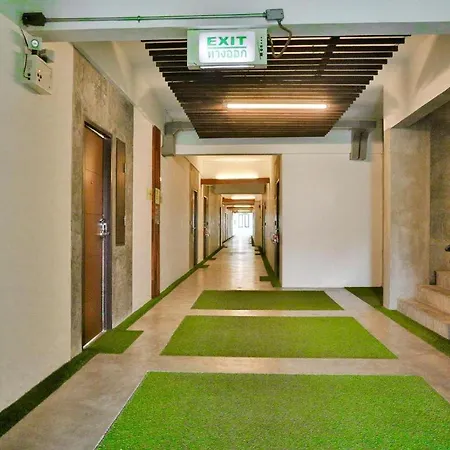 B2 Green Boutique And Budget Hotel-2