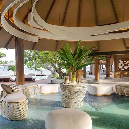 Mercure Rayong Lomtalay Villas & Resort-2