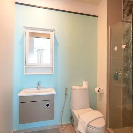 Dlux Condominium Chalong Phuket-3