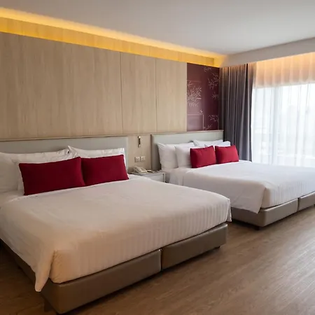 Centre Point Plus Hotel Pratunam-3