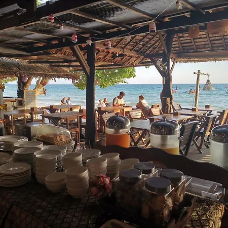 Phi Phi Relax Beach Resort-2