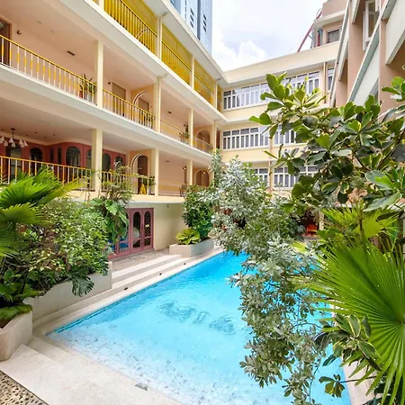 Miami Hotel Bangkok-2