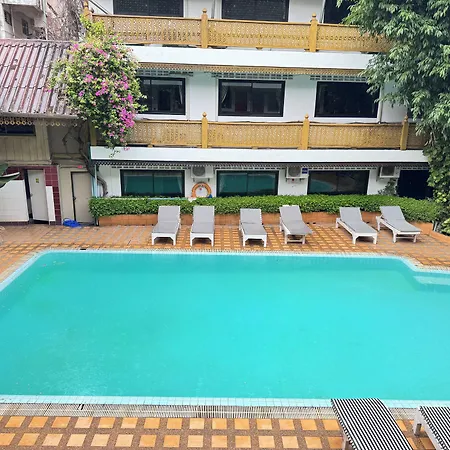 Collection O Lai Thai Guesthouse-3